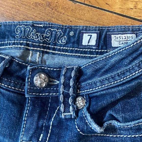 Miss Me girls Jean capris - Picture 2 of 5